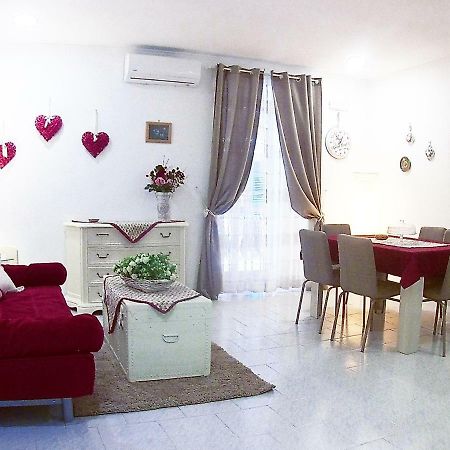 Core A Core Apartment Неаполь Экстерьер фото